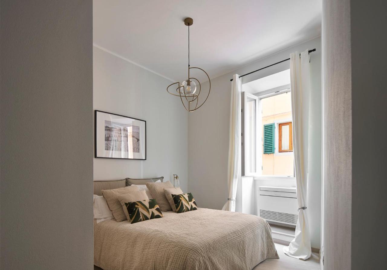 3 Master Bedrooms With Balcony On The River With Views Флоренция Екстериор снимка