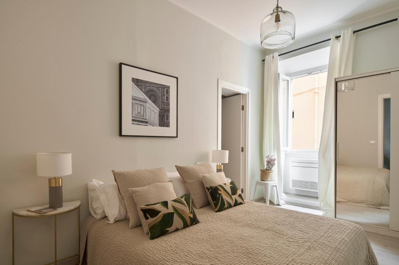 3 Master Bedrooms With Balcony On The River With Views Флоренция Екстериор снимка